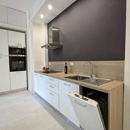 Design Navigli - Fast To Duomo & Airport Milaan